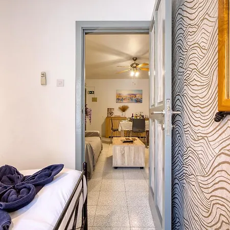 Daire Cosy 2 Bedroom Near The Sea Rpsa1-1